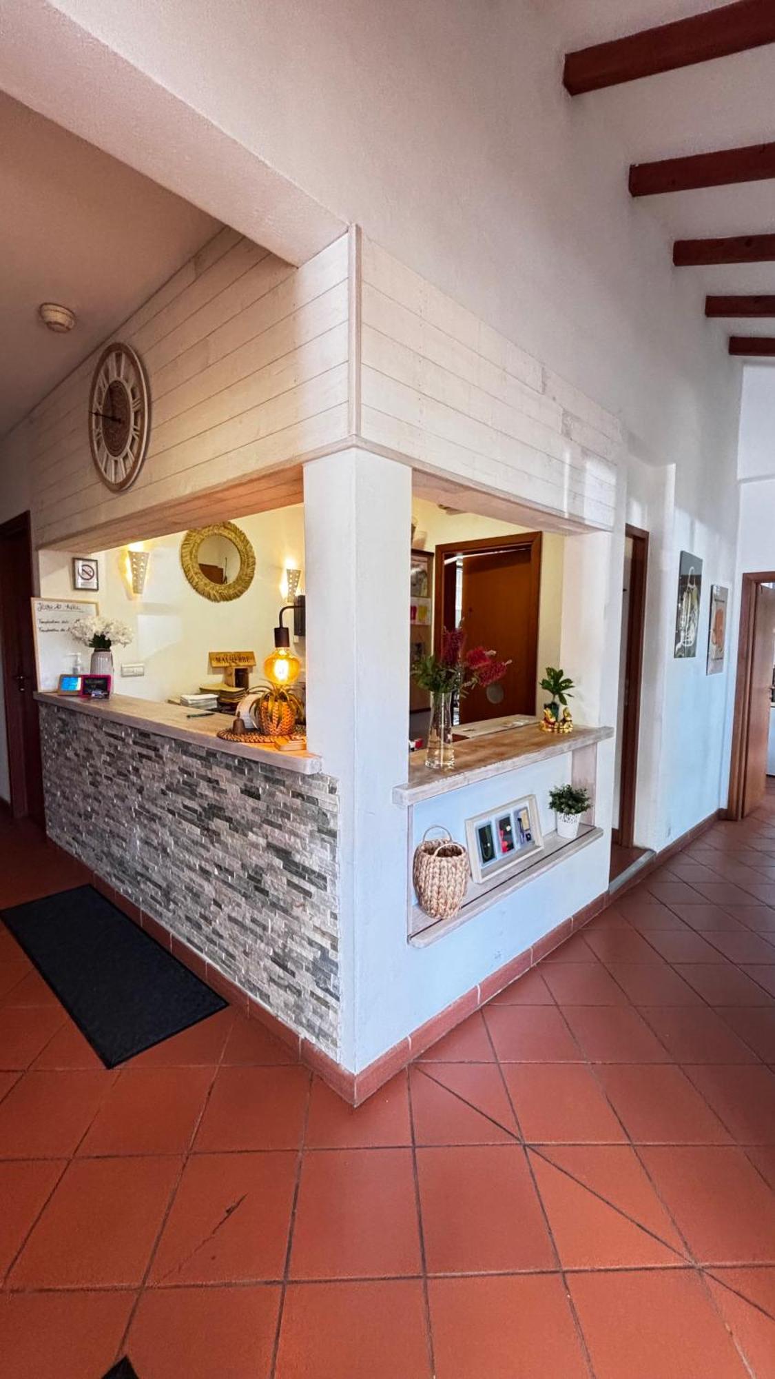 Hotel La Bastide Le Lavandou Kültér fotó