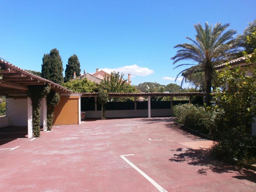 Hotel La Bastide Le Lavandou Kültér fotó